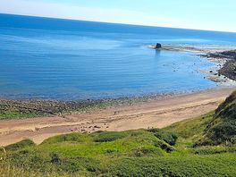 Stunning view on the pth into whitby close to brook