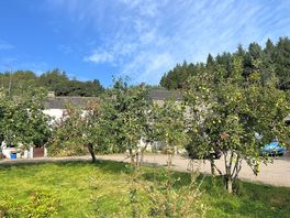 Farmhouse surroundings