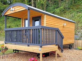 External view of the hut