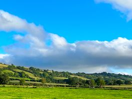 The veiw of the hill