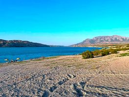 Negratin reservoir