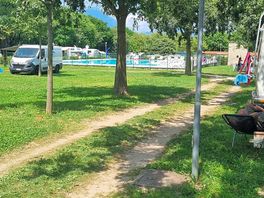 Camping widok na basen