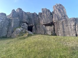 Can not explain how beautiful and eye catching this place is