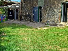 Toilet shower block