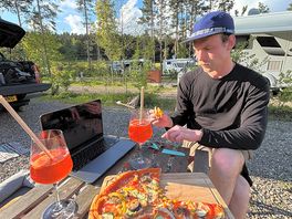 Pizzeria- they even allowed us to take glasses to the campsite. pizza 10/10