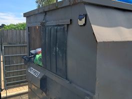 Overflowing dustbins never emptied