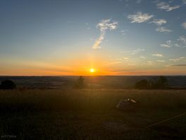 Sungoing down