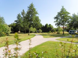 Grass and touring pitches
