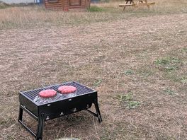 Bbq hut