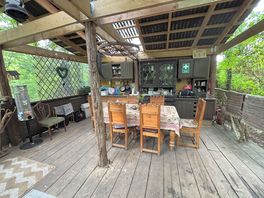 Woodland lodge