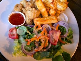 Halloumi fried and squid