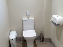 Clean loos