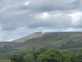 Pen y fan saying hi !