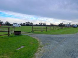 More scenery and pitches