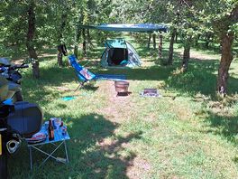 Caution, pitches are long but not that wide, especially with low hanging trees. the tarp is 3m x 3m