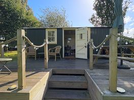 The lovely hut