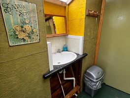 Sink in female toilets