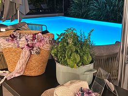 Dinner by the pool