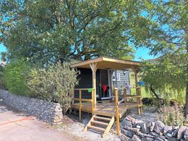 The shepherd's hut - stella's new accommodation