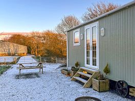 Shepherd's hut