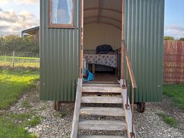 Shepherd hut