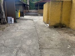 Puerta servicios de mujeres