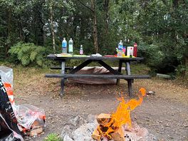 Picnic area attached to wigwam urr