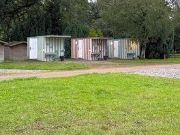Facilities, each hut had two toilets/showers with wash up sinks at the front