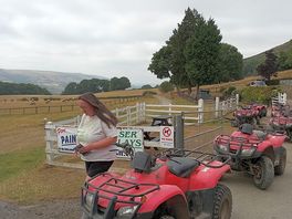 Quad trekking
