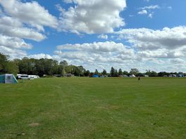 The large campsite field