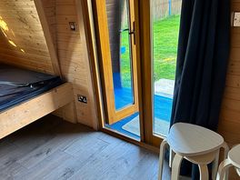 Pod - clean & electric supplied