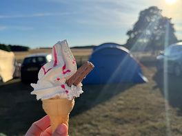 Also had an ice cream van turn up 😋