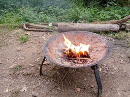 Lovely to have a fire pit and keep cosy in the evenings.