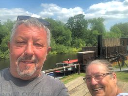 Beautiful location with choices of group barge accommodation and shepherd huts!
