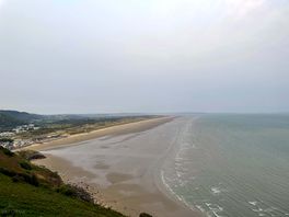 Pendine sands - a mile away from the site