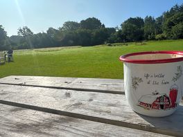 Morning coffee in lovely setting :)