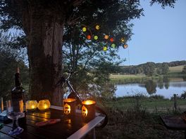 Evening by the lake