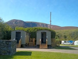 The facilities / shower and toilet block for field 6. 5 toilets and 3 showers.