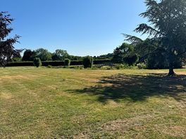 Nice walk around the grounds