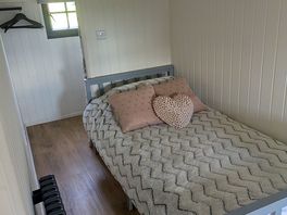 Single bed in nest box
