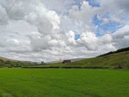 Lovely walk from campsote