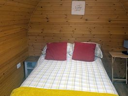 The pod lovely comfy bed. heater very good.