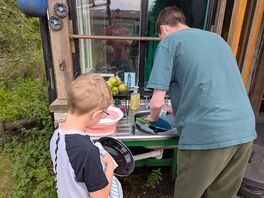 Got the kids to do the washing up for once!