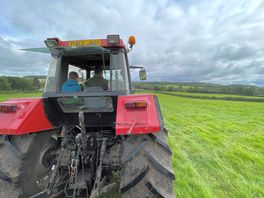 Out on the tractor ride, all money goes to charity