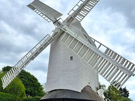 Walk to the windmill
