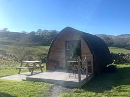 Farm pod