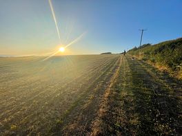 Walk from campsite down towards the beach