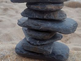 Making beach art