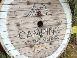Entrance - welcome sign ❤️