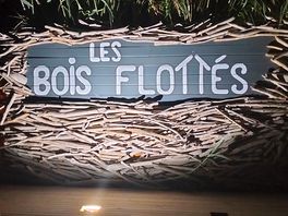 Magnifique déco avec le bois .
